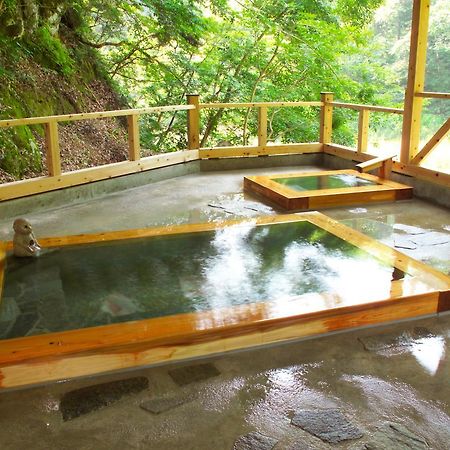Отель Yamada Onsen Genenro Тояма Экстерьер фото